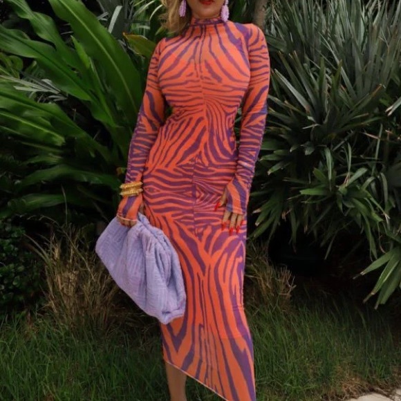 NWT AFRM SHAILENE DRESS β€οΈβπ₯ - Picture 3 of 6